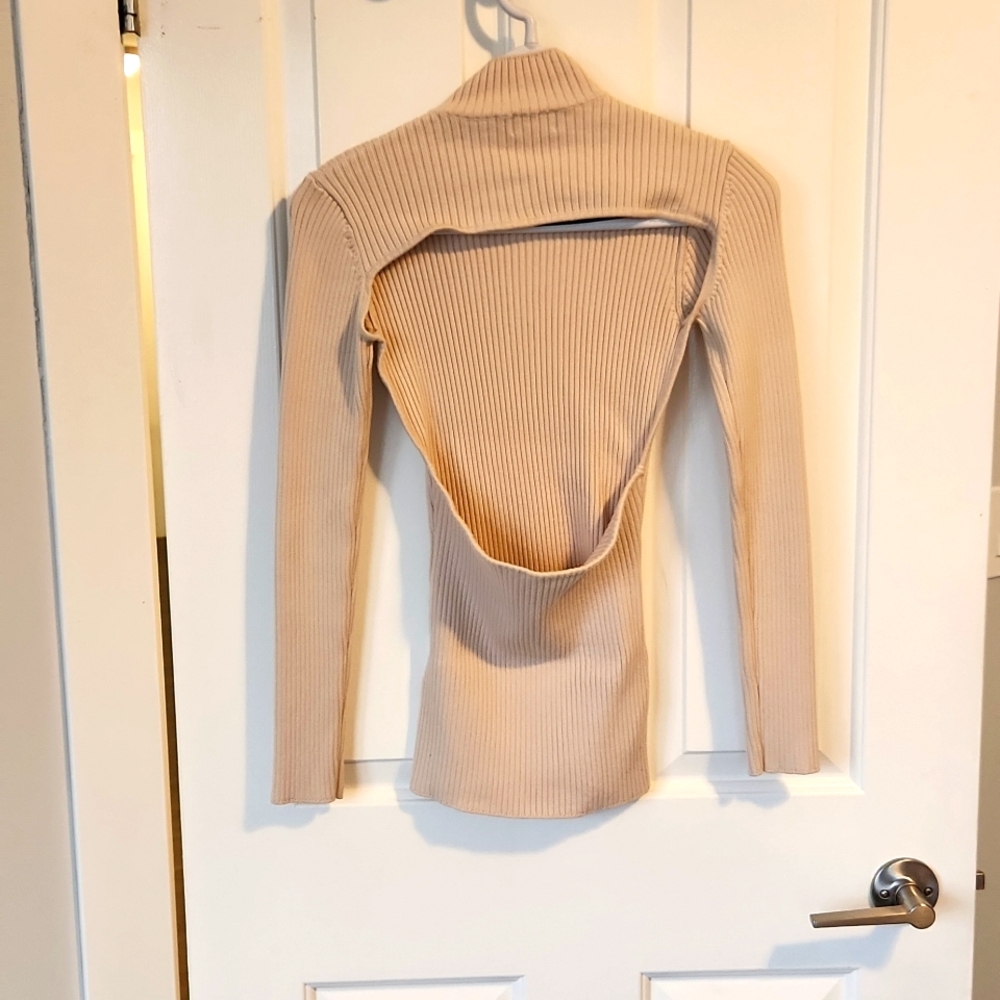 LPa open back top